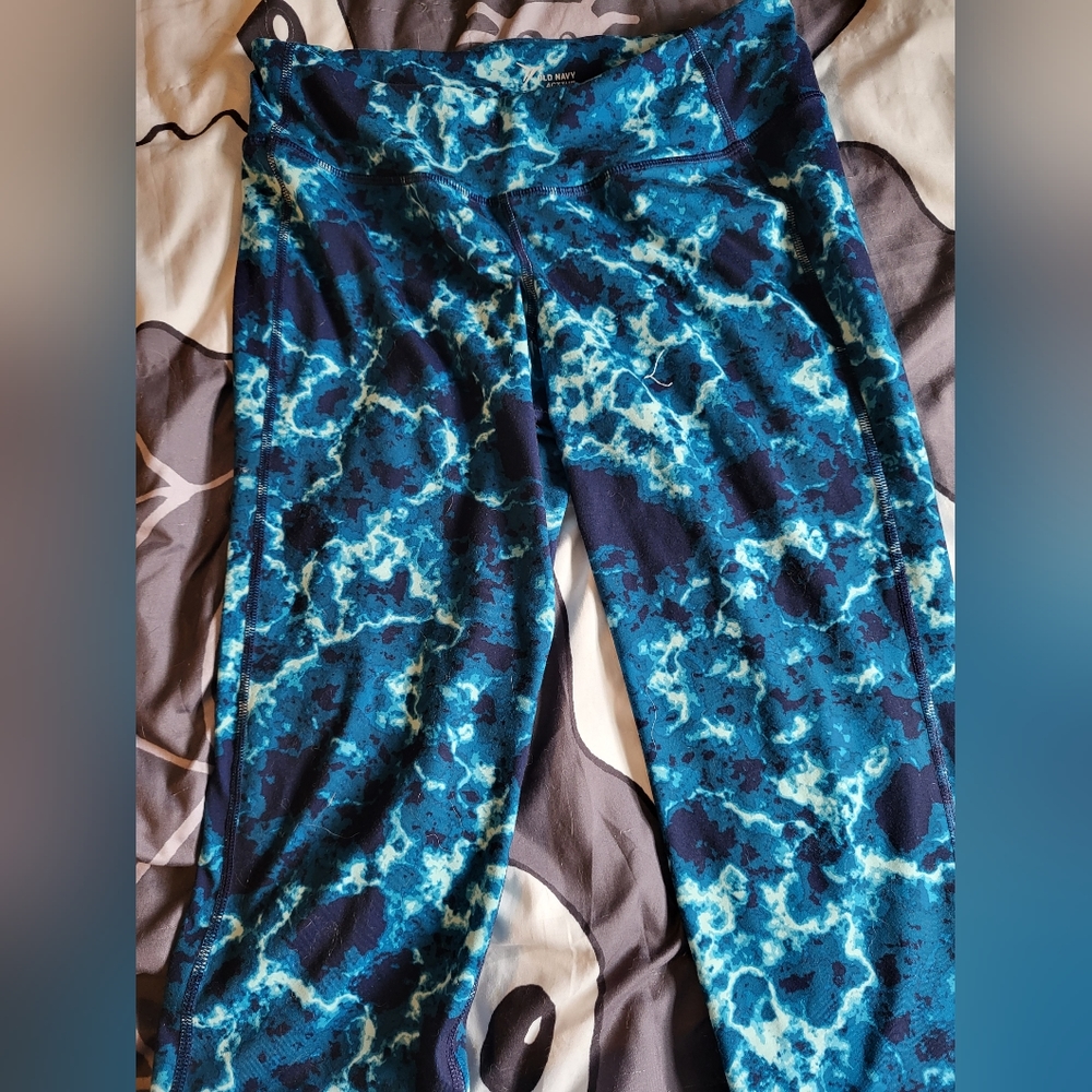 Old navy active leggings size large
